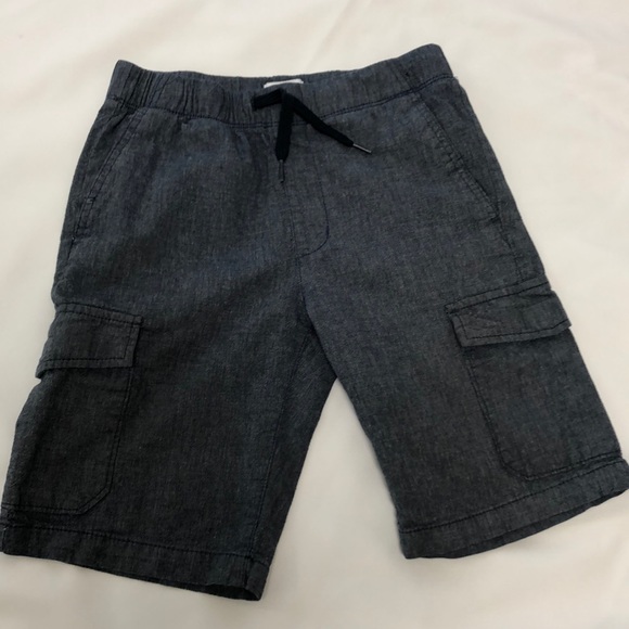 Boys Sz 10 cargo shorts. - Picture 2 of 7